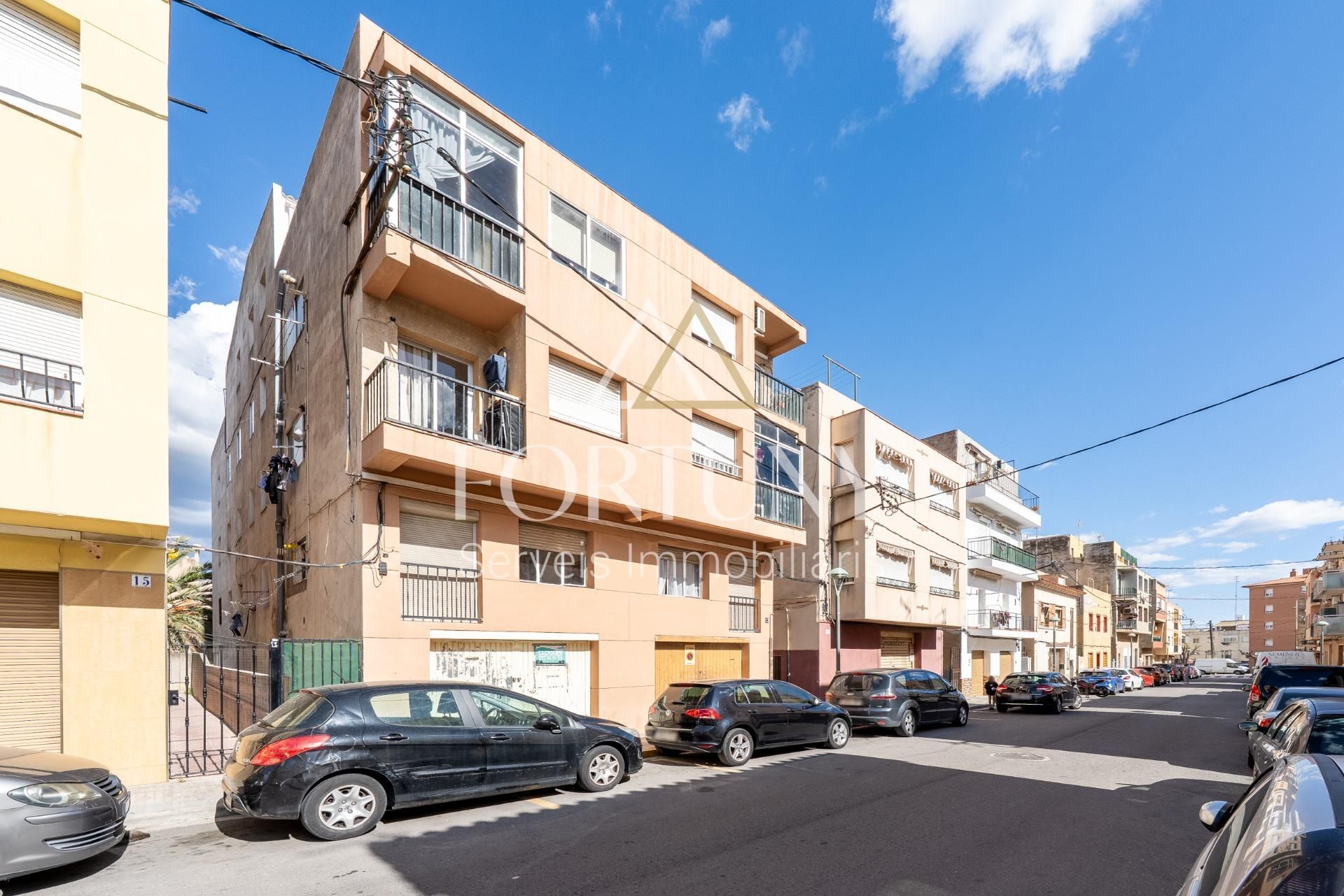 Vista exterior de Àtic en venda en  Tarragona Capital amb Terrassa