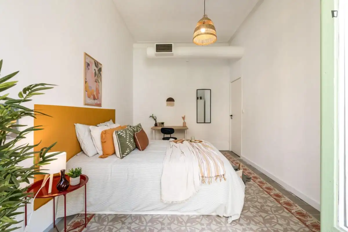 Habitación de Apartamento para compartir en Barcelona con Amueblado, Horno y Lavadora