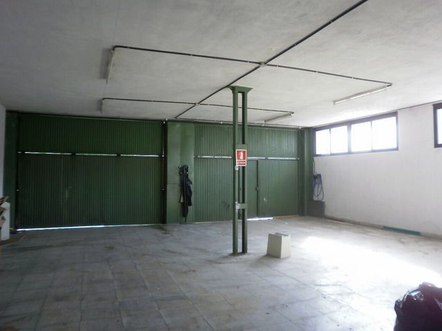 Nau industrial de lloguer en Zizurkil