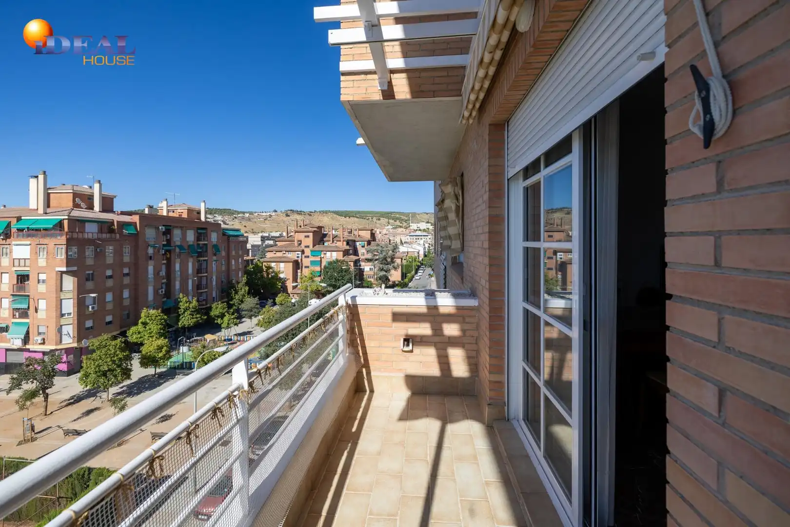Apartament amb ascensor en venda a Genil