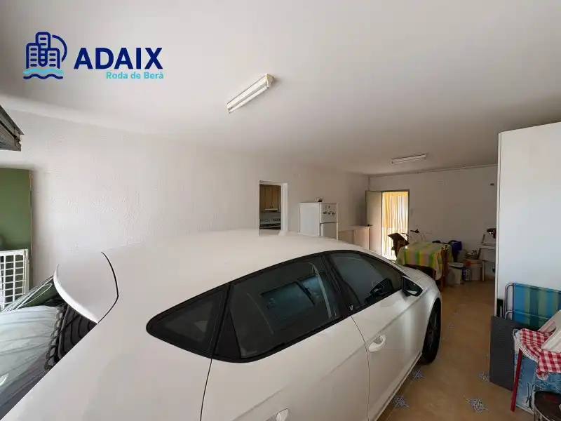Parking of Houses for sale in Roda de Berà  with Air Conditioner, Heating and Terrace