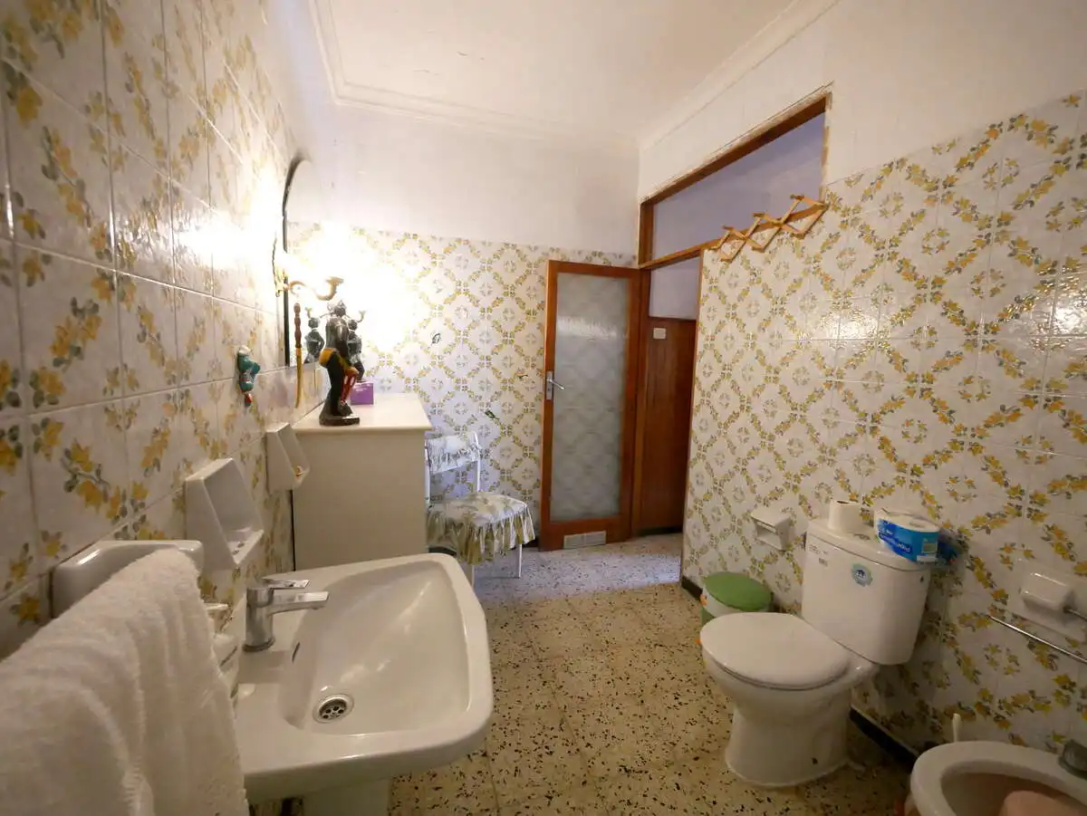 Bany de Casa adosada en venda en Arrecife amb Terrassa i Traster
