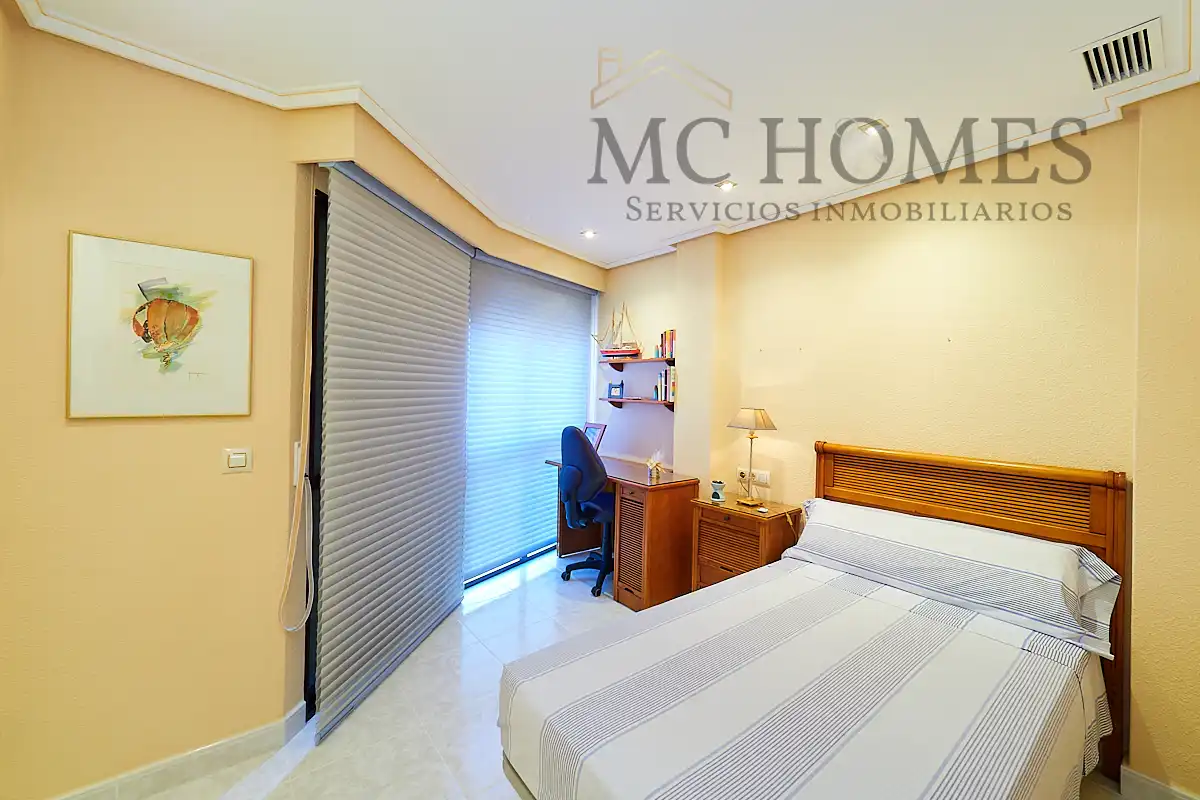 Bedroom of Flat for sale in Santa Pola  with Air Conditioner, Heating and Oven