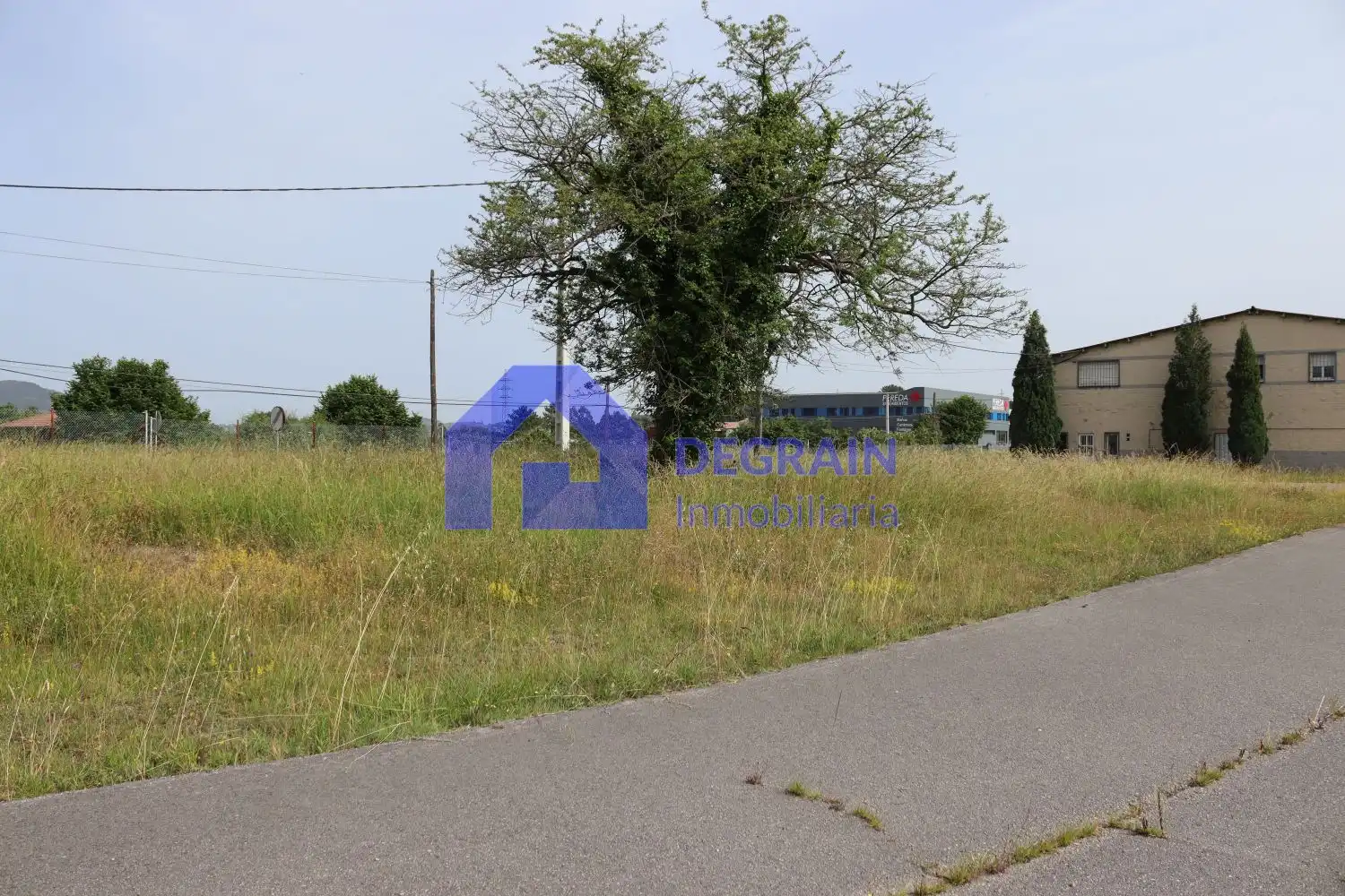 Fabrik Grundstücke zum Verkauf in Siero