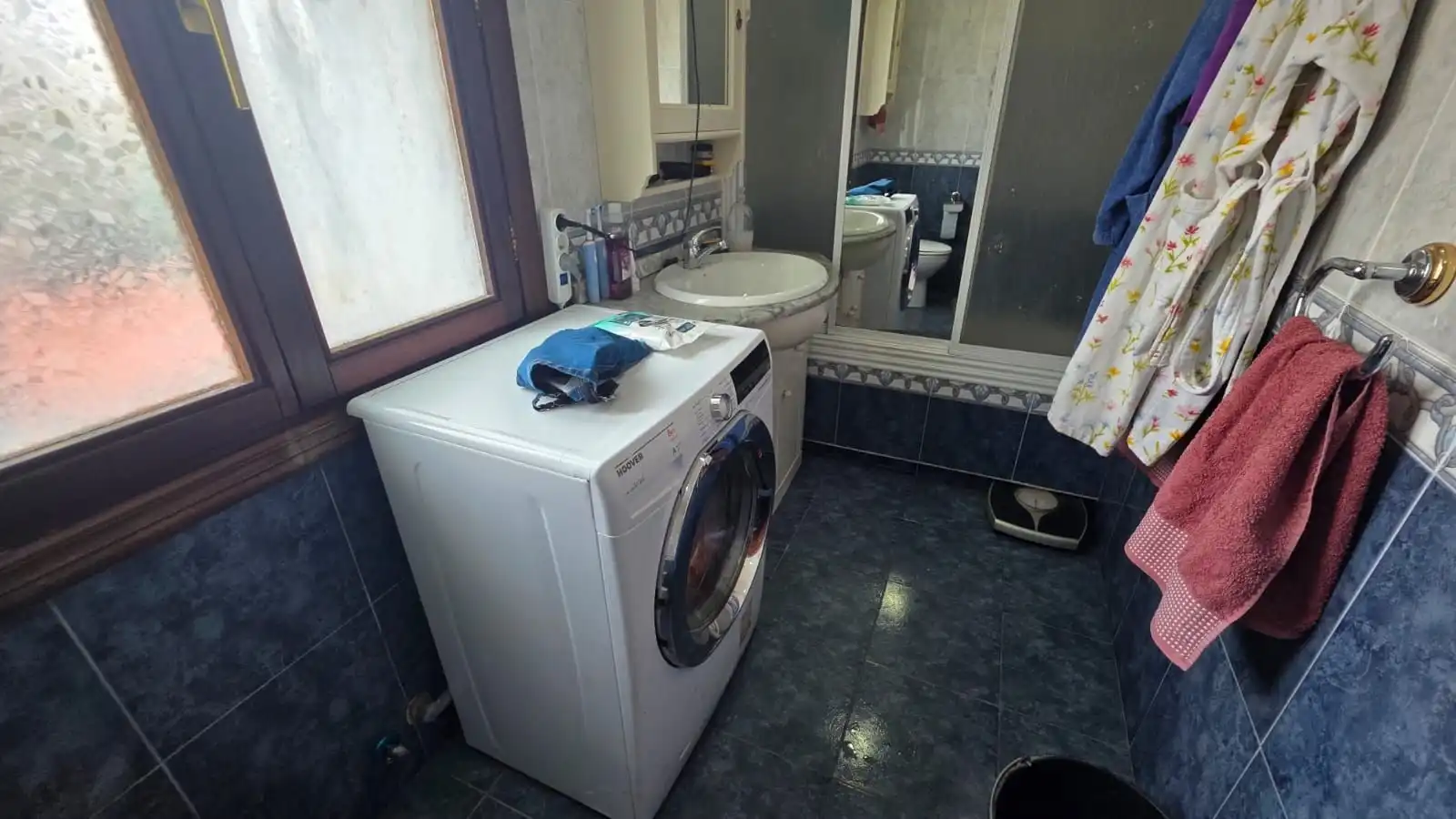 Baño de Casa o chalet en venta en Castro-Urdiales con Calefacción y Jardín privado
