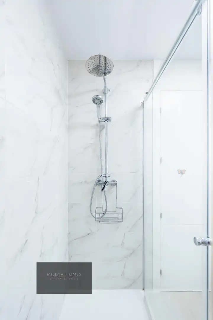 Baño de Ático en venta en Orihuela con Aire acondicionado, Calefacción y Terraza