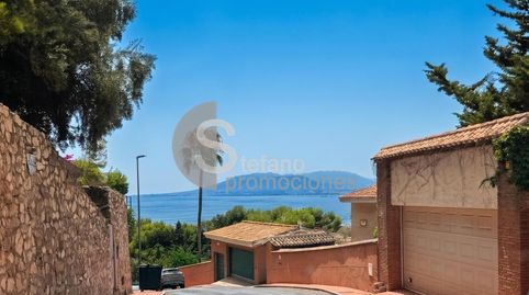 OPORTUNIDAD ÚNICA EN MÁLAGA ESTE! EN EL CORAZÓN DE MÁLAGA ESTE, EN LA URBANIZACIÓN EXCLUSIVA DEL CANDADO JUNTO A CAMPO DE GOLF  Y