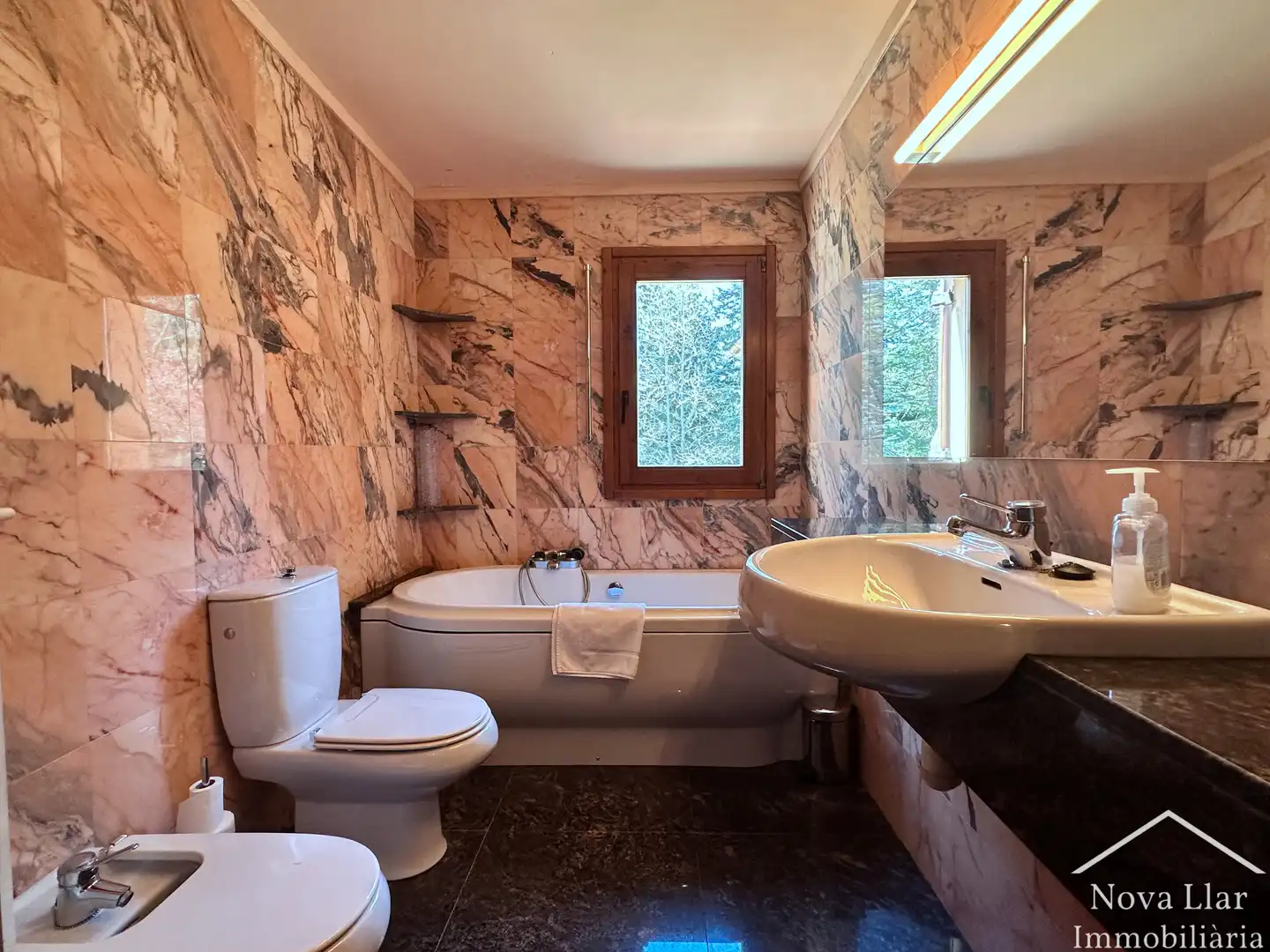Casa o chalet en venta en Carrer Prat de l'Om, Vallfogona de Ripollès