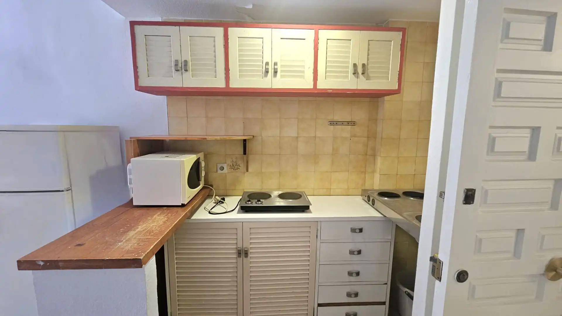 Cocina de Estudio en venta en Benalmádena con Terraza y Piscina comunitaria