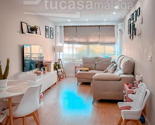 Living room of Flat for sale in Málaga Capital  with Air Conditioner, Heating and Balcony