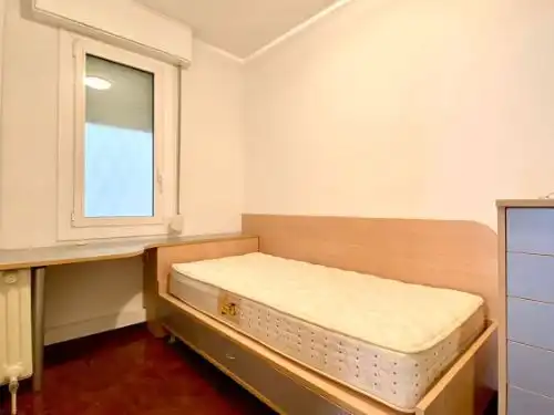 Schlafzimmer von Wohnung zum Verkauf in Barcelona mit Klimaanlage, Heizung und Parkett