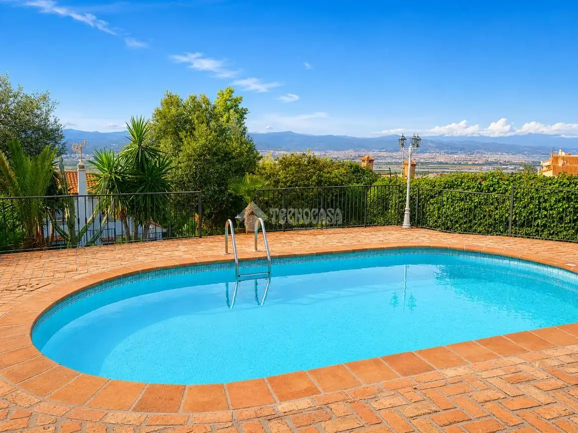 Casa o xalet en venda a Manantiales - Lagar - Cortijo