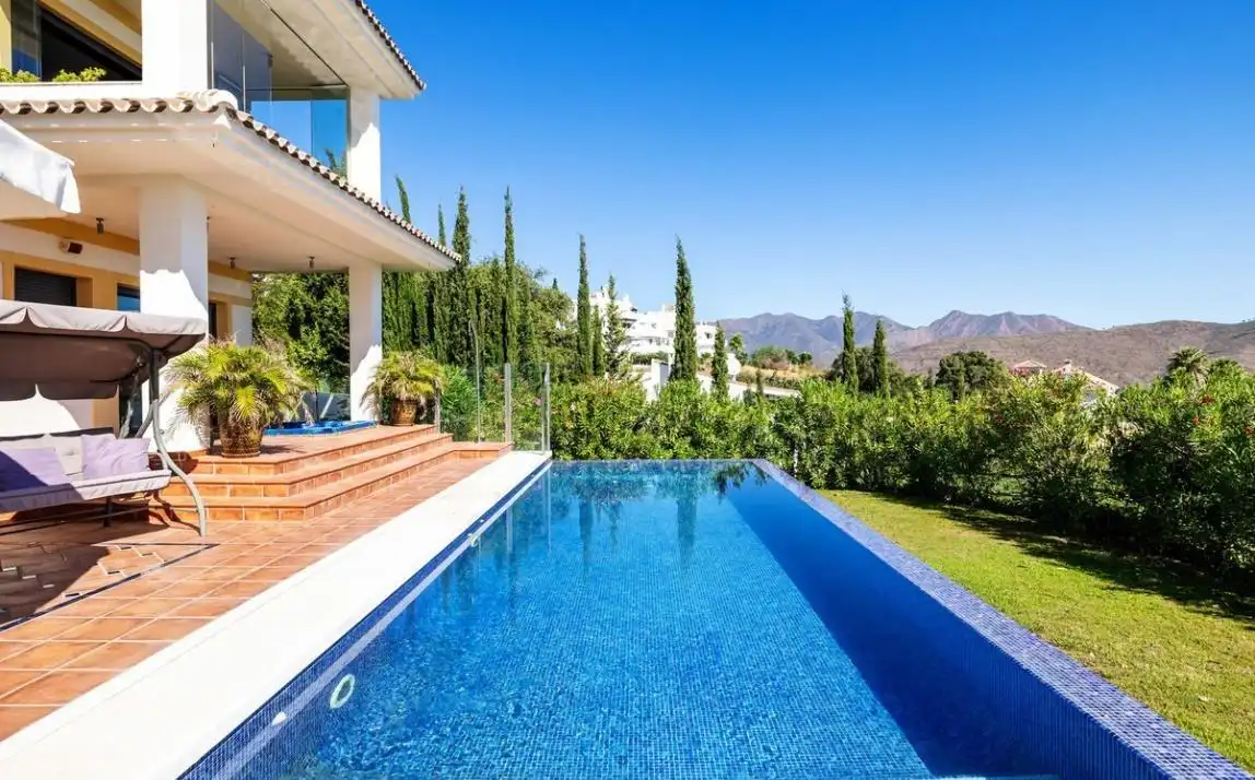 Detached house with pool for sale in Calle Valencia, imagen 10