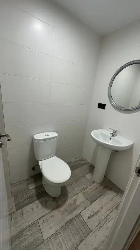 Bathroom of Flat for sale in Vitoria - Gasteiz  with Heating, Parquet flooring and Furnished