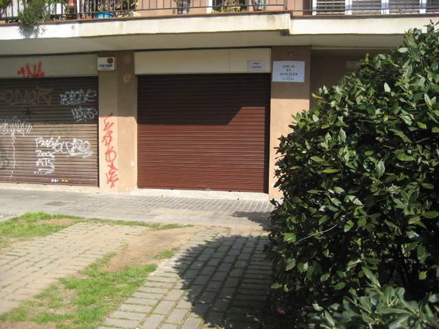 Local comercial en Alquiler en Carrer de Francesc Alegre, 5 en Can Baró