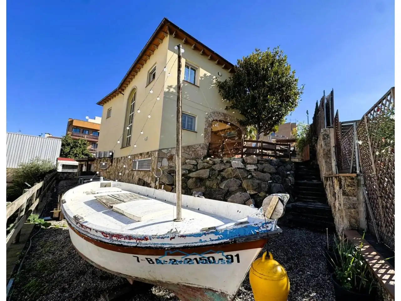 Vista exterior de Casa o xalet en venda en Blanes amb Aire condicionat, Calefacció i Jardí privat