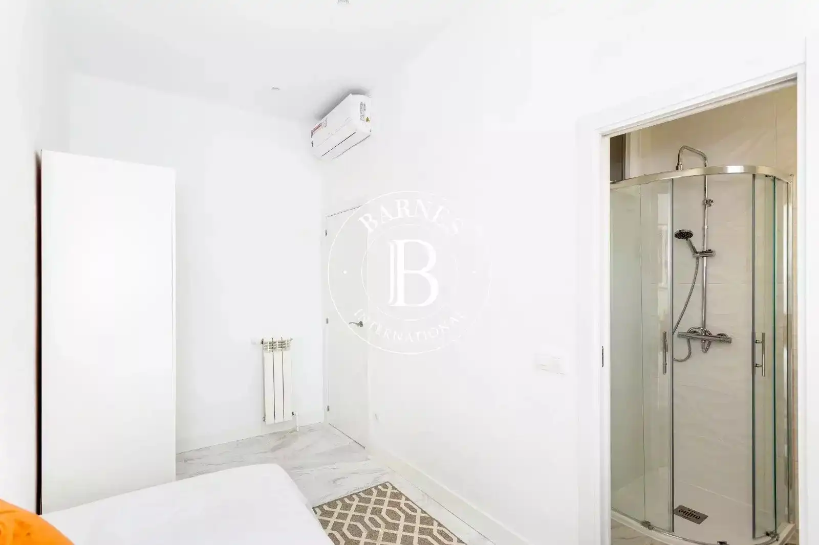 Bedroom of Flat for sale in Madrid  with Air Conditioner, Heating and Furnished