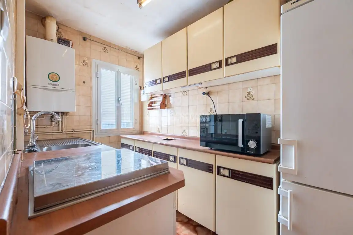 Kitchen of Flat for sale in Madrid