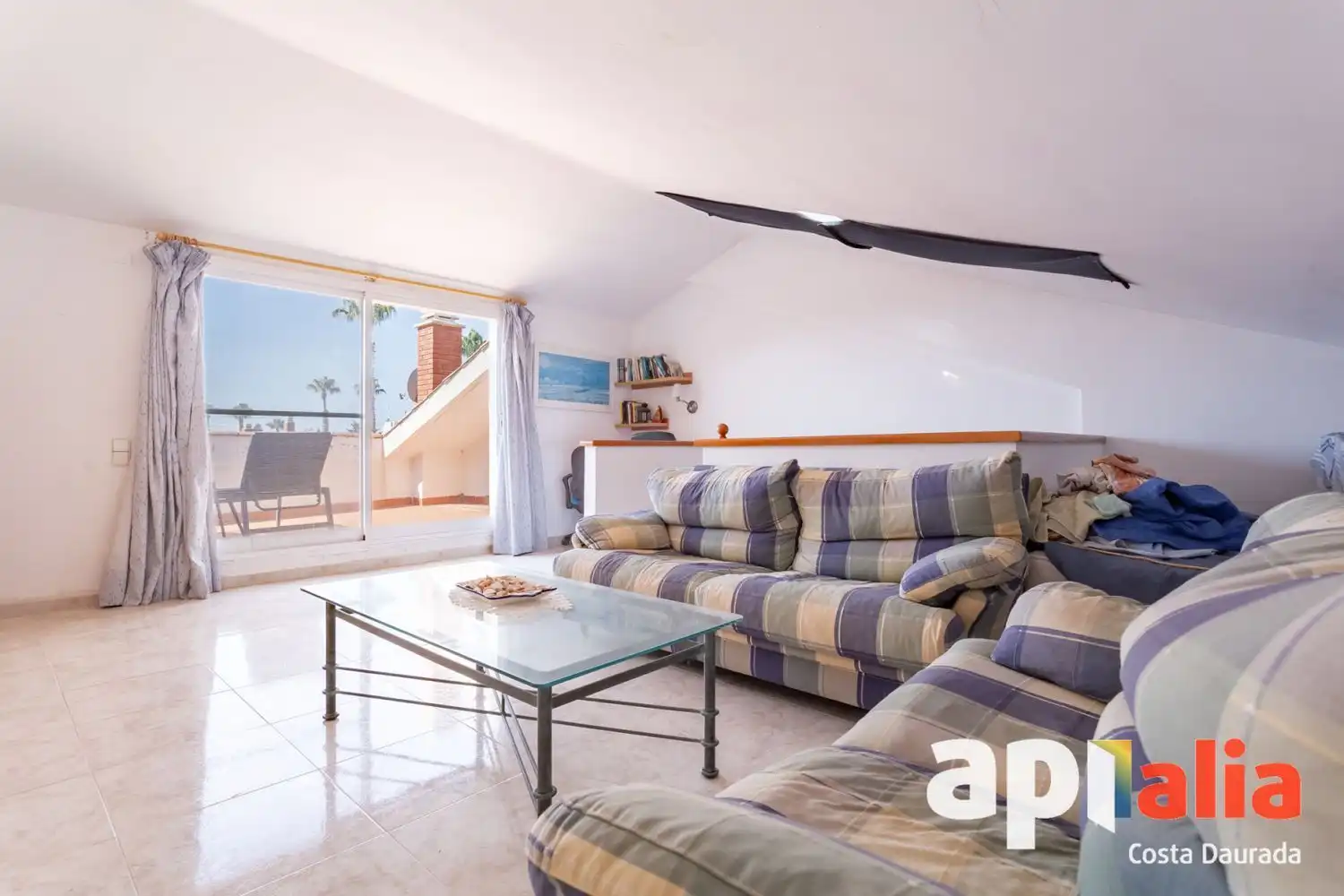 Sala d'estar de Casa adosada en venda en Altafulla amb Aire condicionat, Calefacció i Terrassa