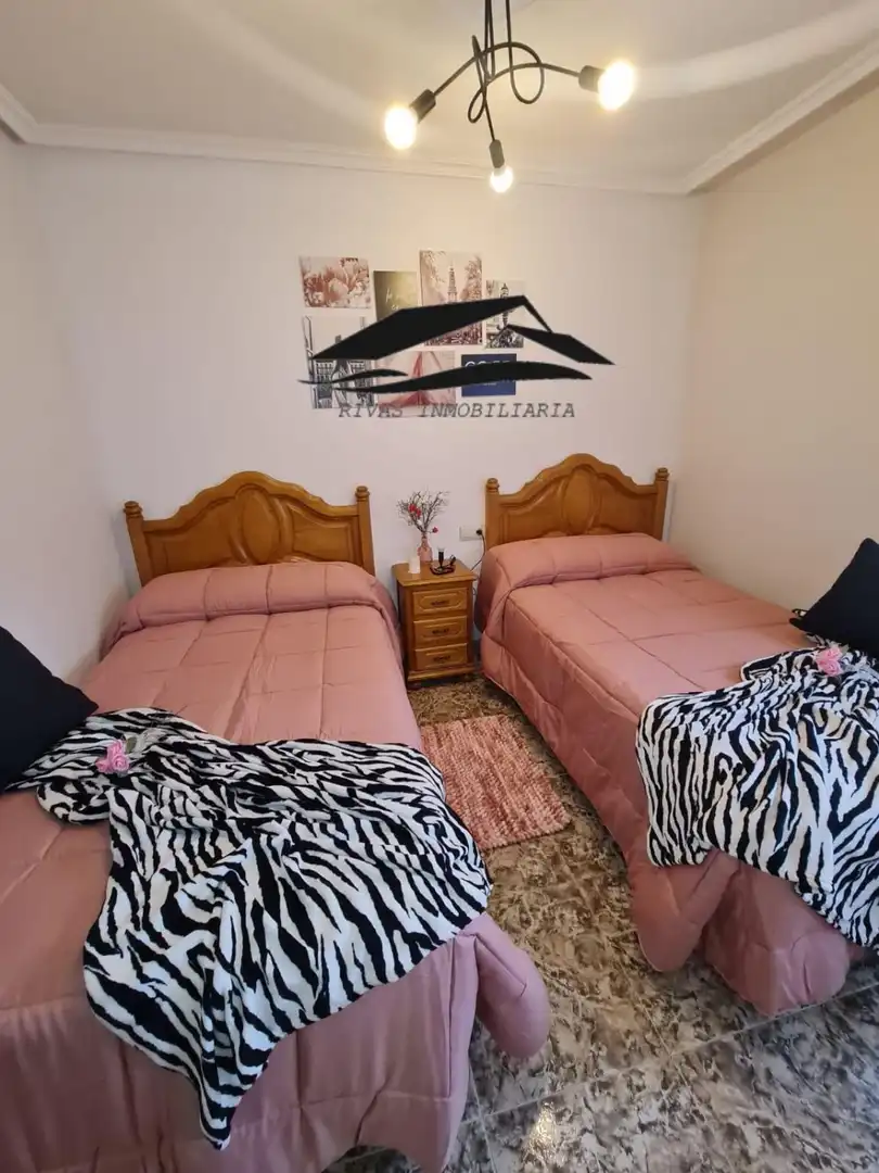 Dormitori de Casa o xalet en venda en Cepeda amb Aire condicionat, Calefacció i Traster