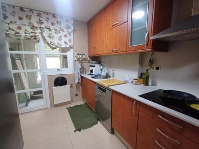 Kitchen of Duplex for sale in Vigo   with Heating, Parquet flooring and Storage room