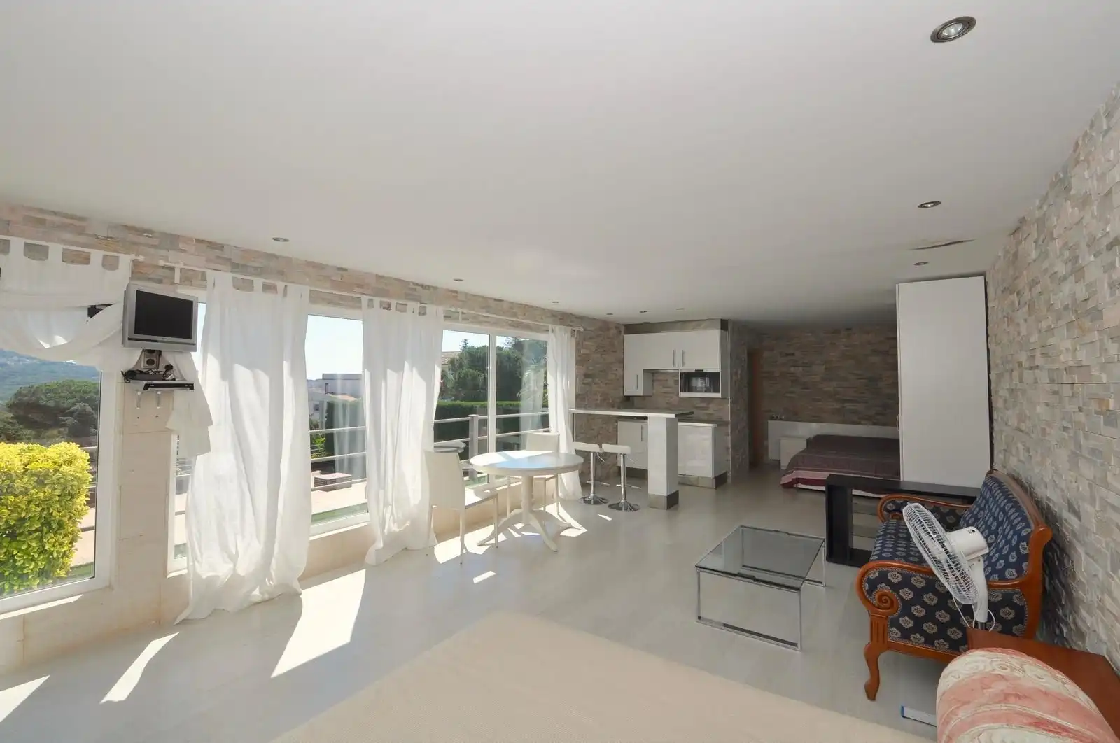 Casa con piscina in vendita a Condado del Jaruco - Puigventós, imagen 3