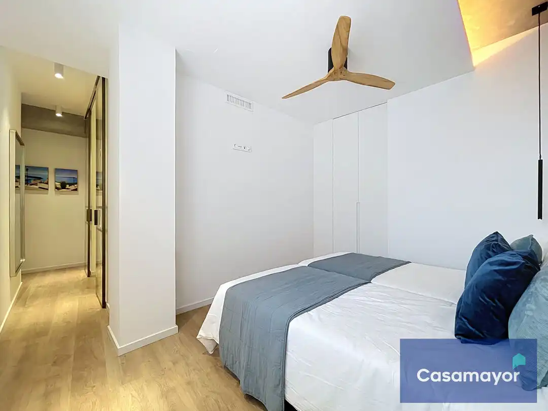 Habitación de Piso en venta en Alicante / Alacant con Aire acondicionado, Calefacción y Terraza
