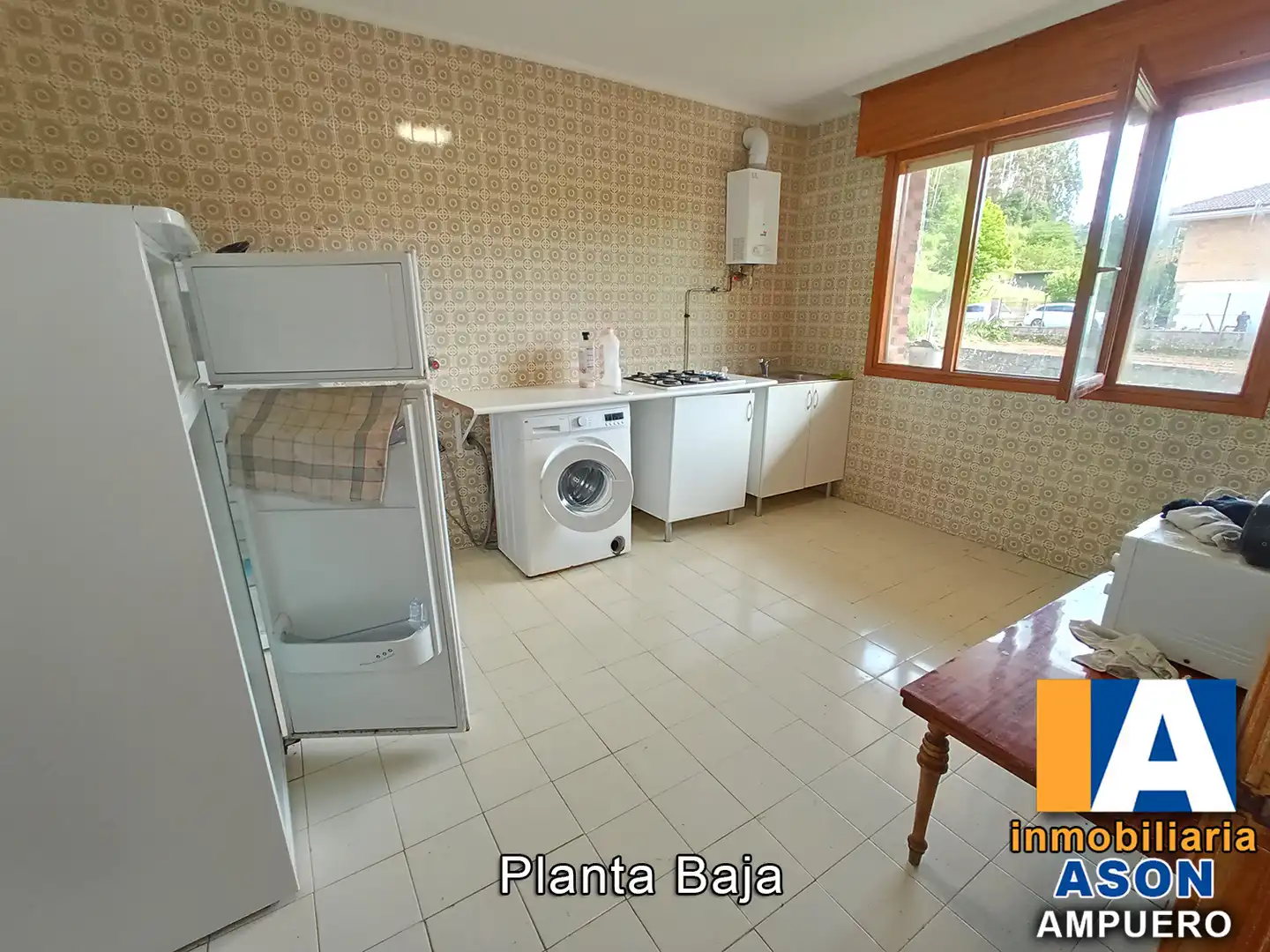 Cocina de Casa o chalet en venta en Ampuero con Jardín privado, Parquet y Terraza