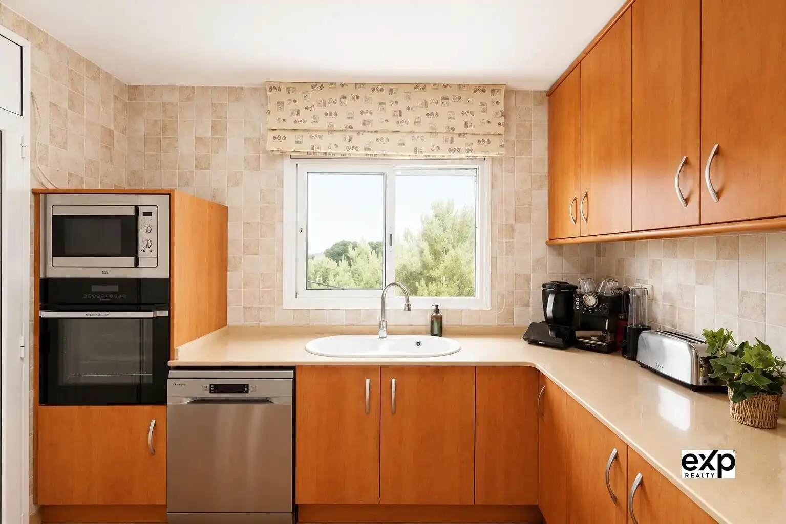 Küche von Haus oder Chalet zum Verkauf in Calafell mit Heizung, Privatgarten und Terrasse