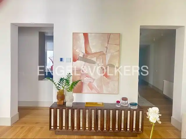 Exterior view of Flat for sale in Madrid  with Air Conditioner, Heating and Balcony