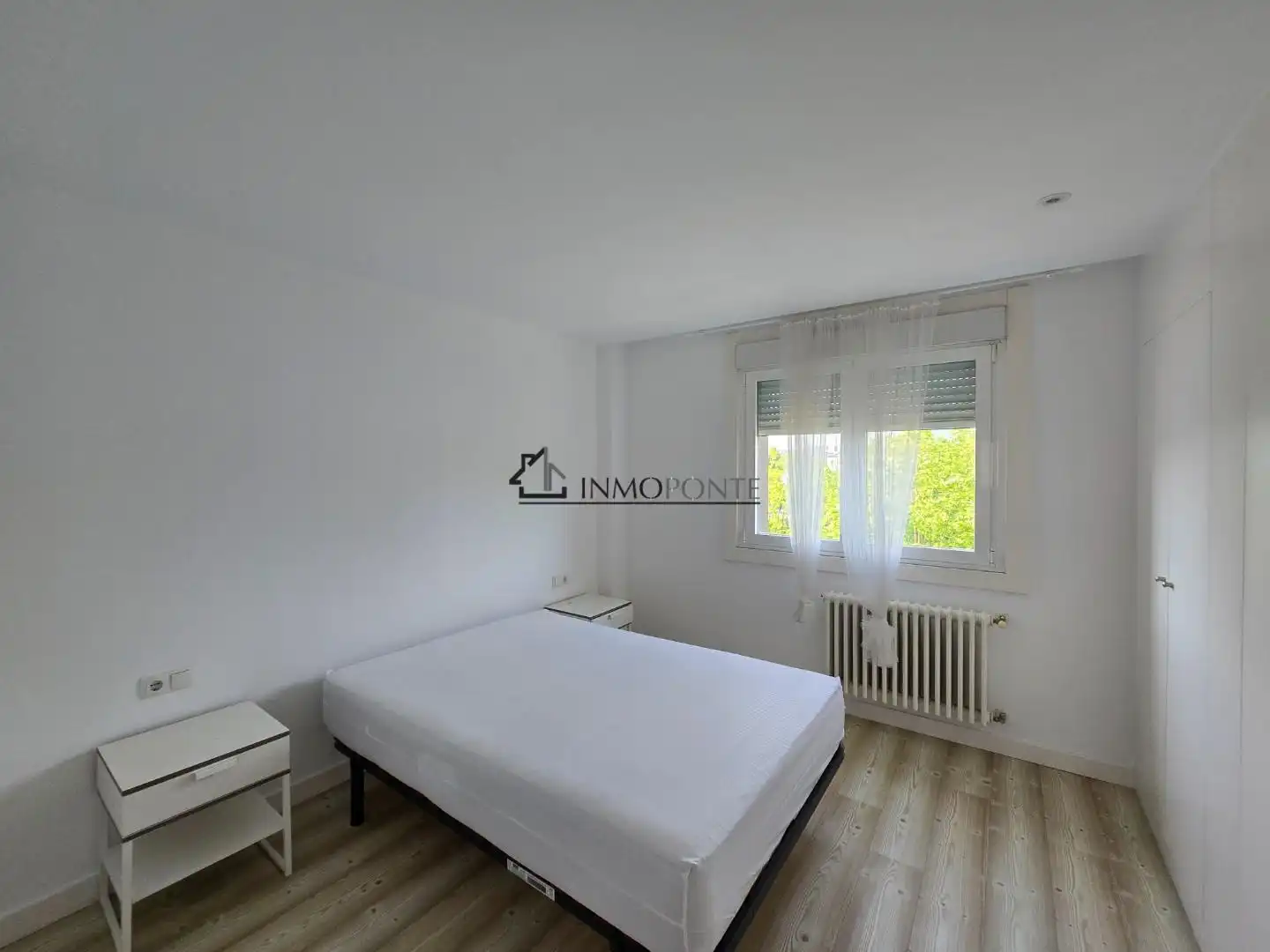 Habitación de Piso en venta en Pontevedra Capital  con Calefacción, Horno y Lavadora