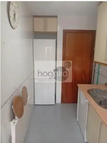 Flat for rent in El Cano - Los Bermejales
