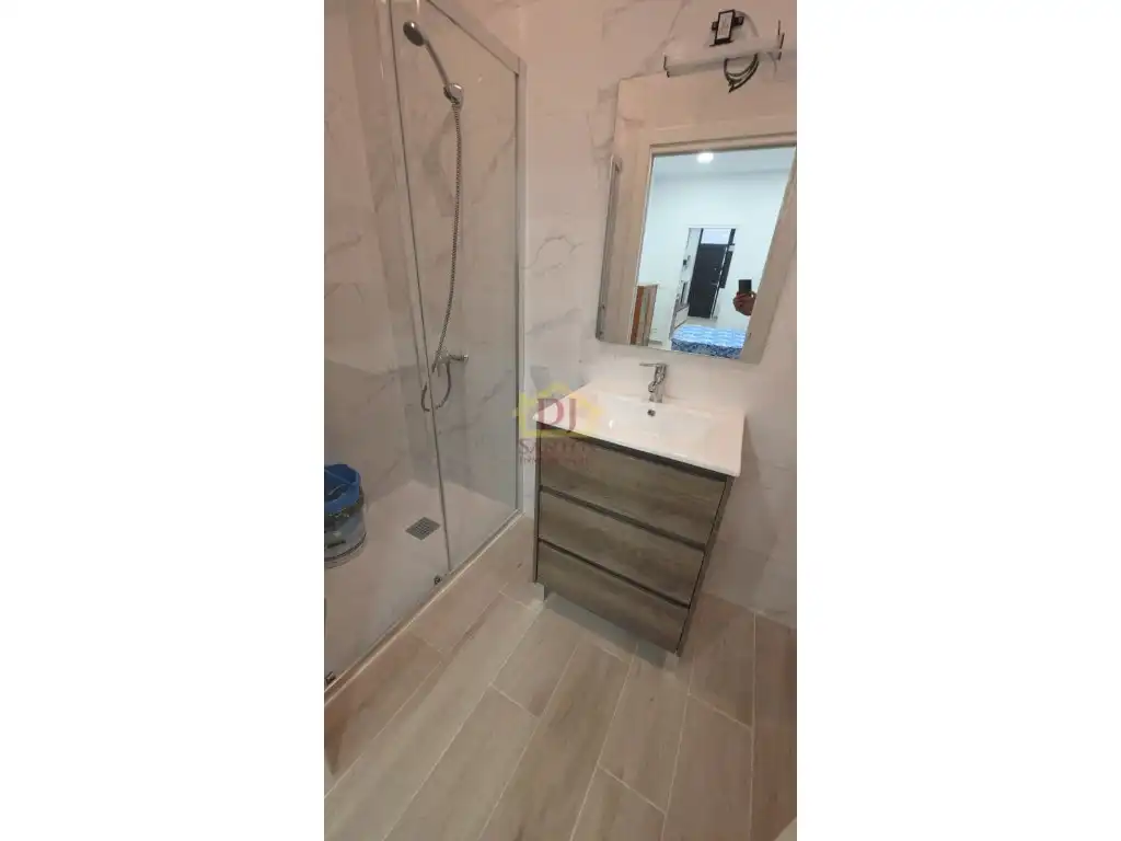Bany de Apartament en venda en Salamanca