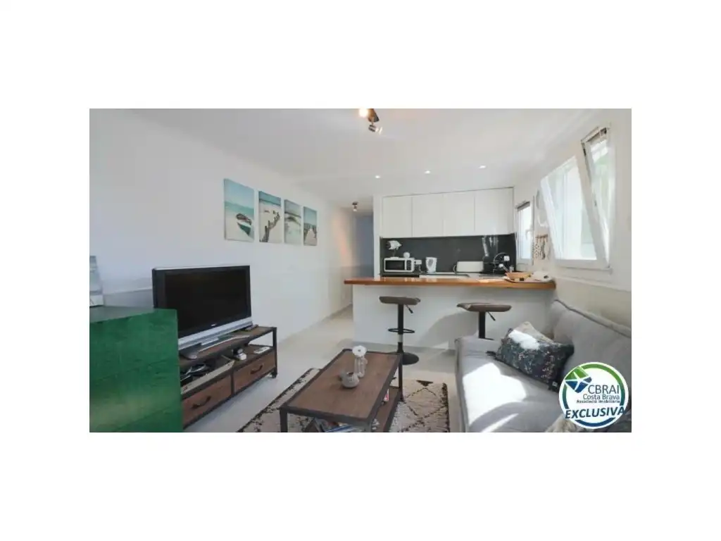 Casa con piscina en venta en Carrer Norfeu, imagen 2