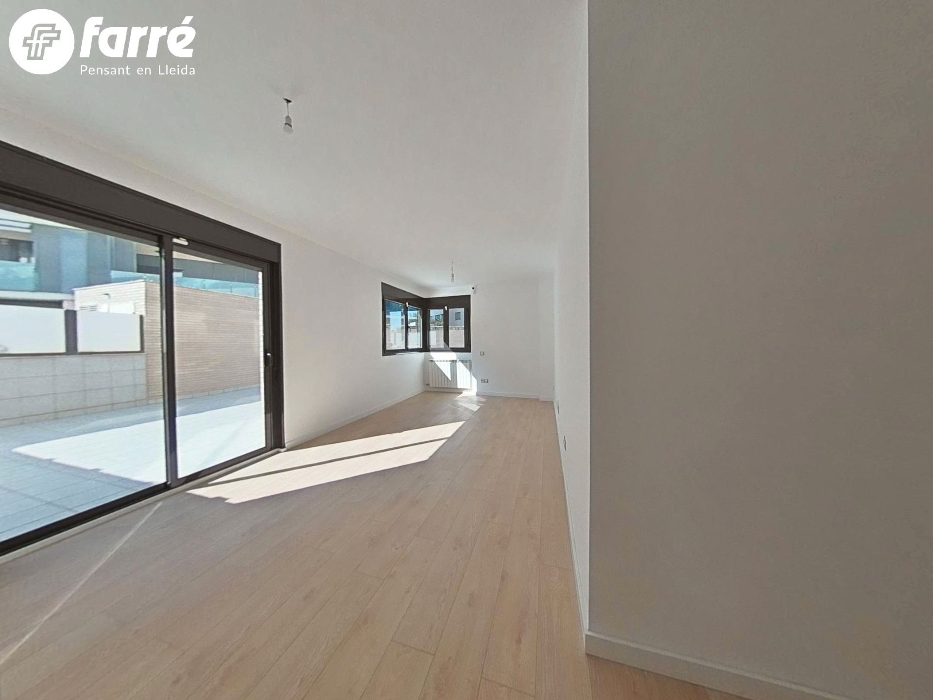 Flat for sale in  Lleida Capital  with Air Conditioner, Heating and Parquet flooring