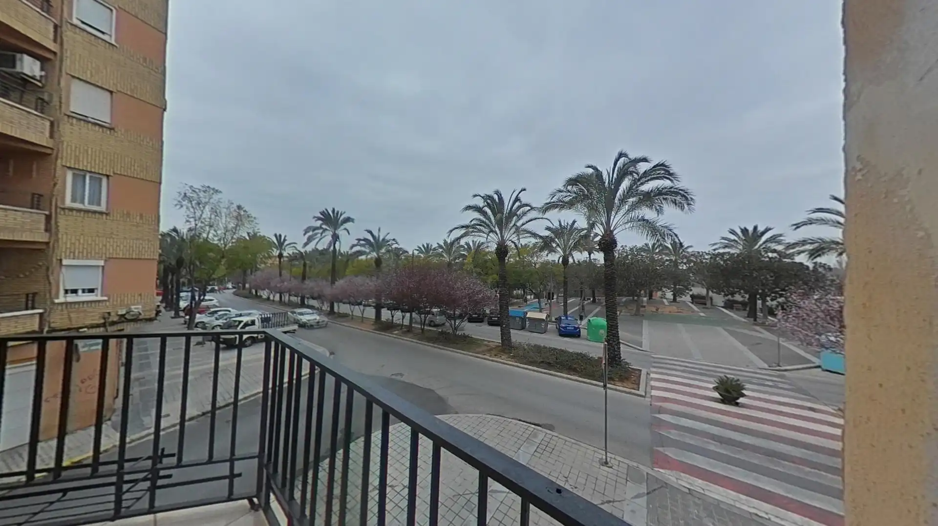 Vista exterior de Pis en venda en Paterna