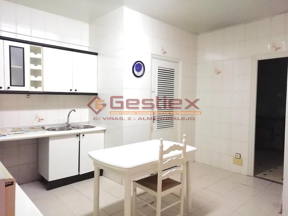 Kitchen of Flat for sale in Almendralejo  with Balcony
