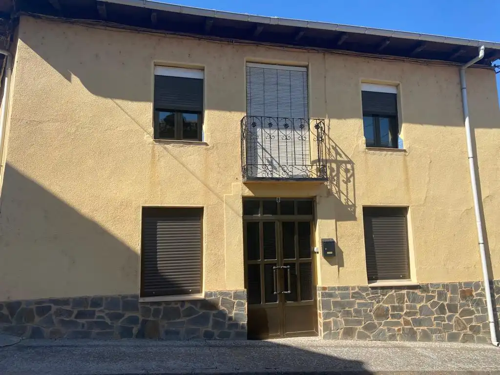Casa con terraza en venta en Palacios de la Valduerna, imagen 20