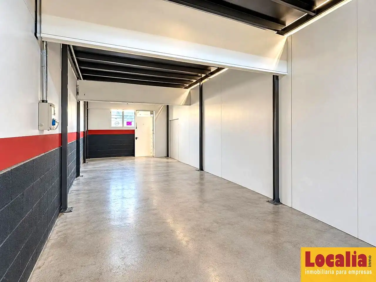 Nave industrial en venta en Boadilla del Monte