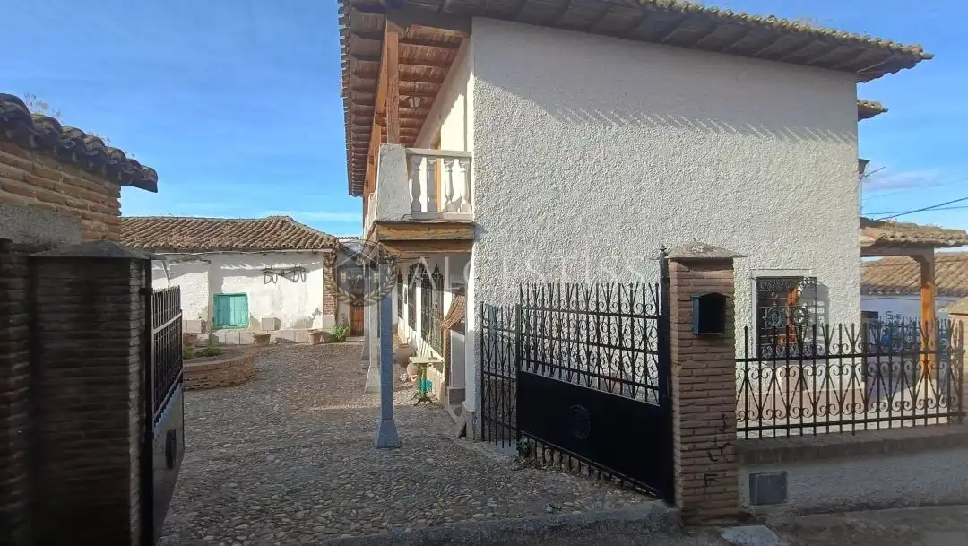 Exterior view of Houses for sale in Méntrida  with Heating, Storage room and Furnished