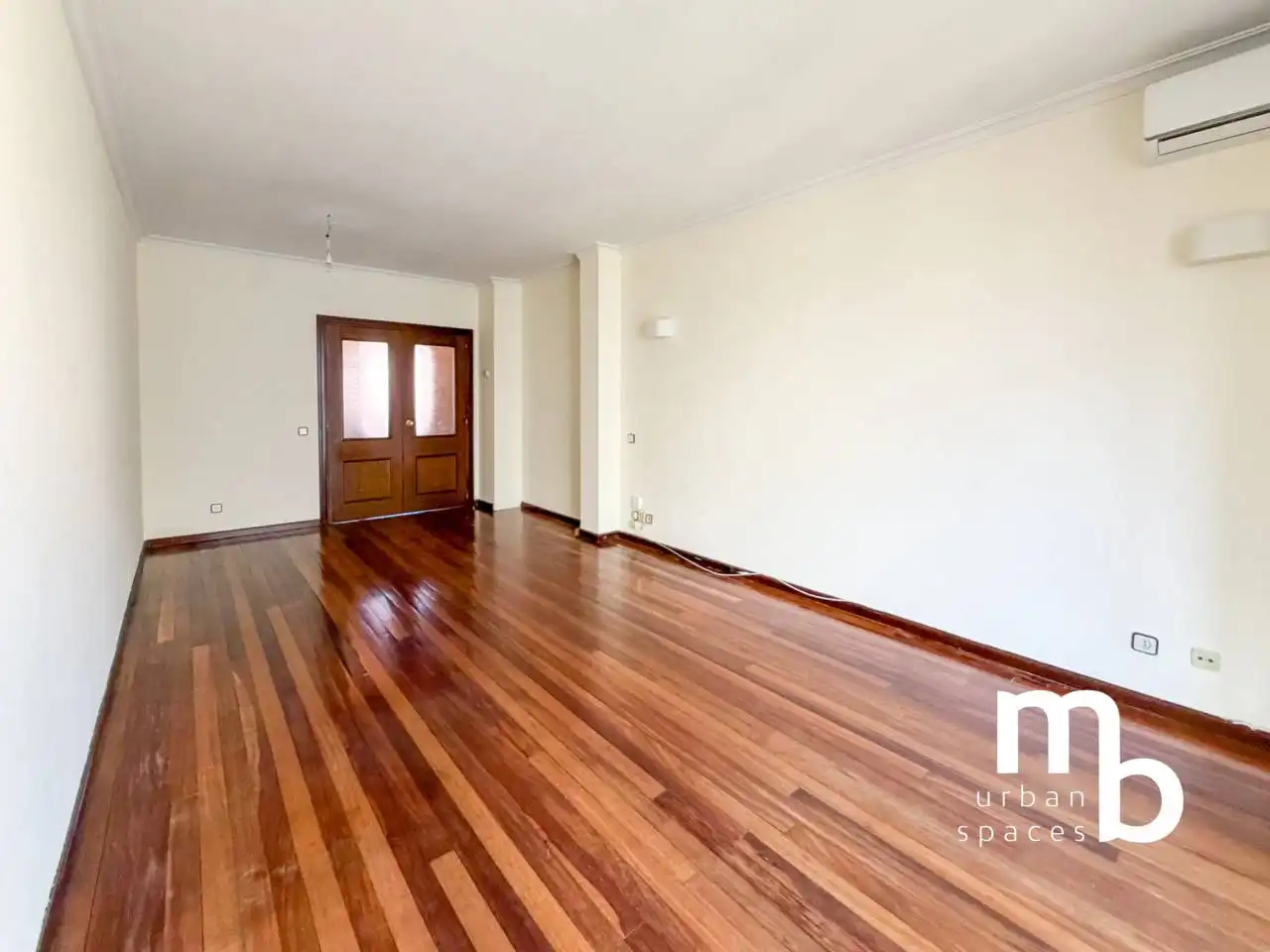 Sala d'estar de Pis de lloguer en Madrid amb Aire condicionat i Calefacció