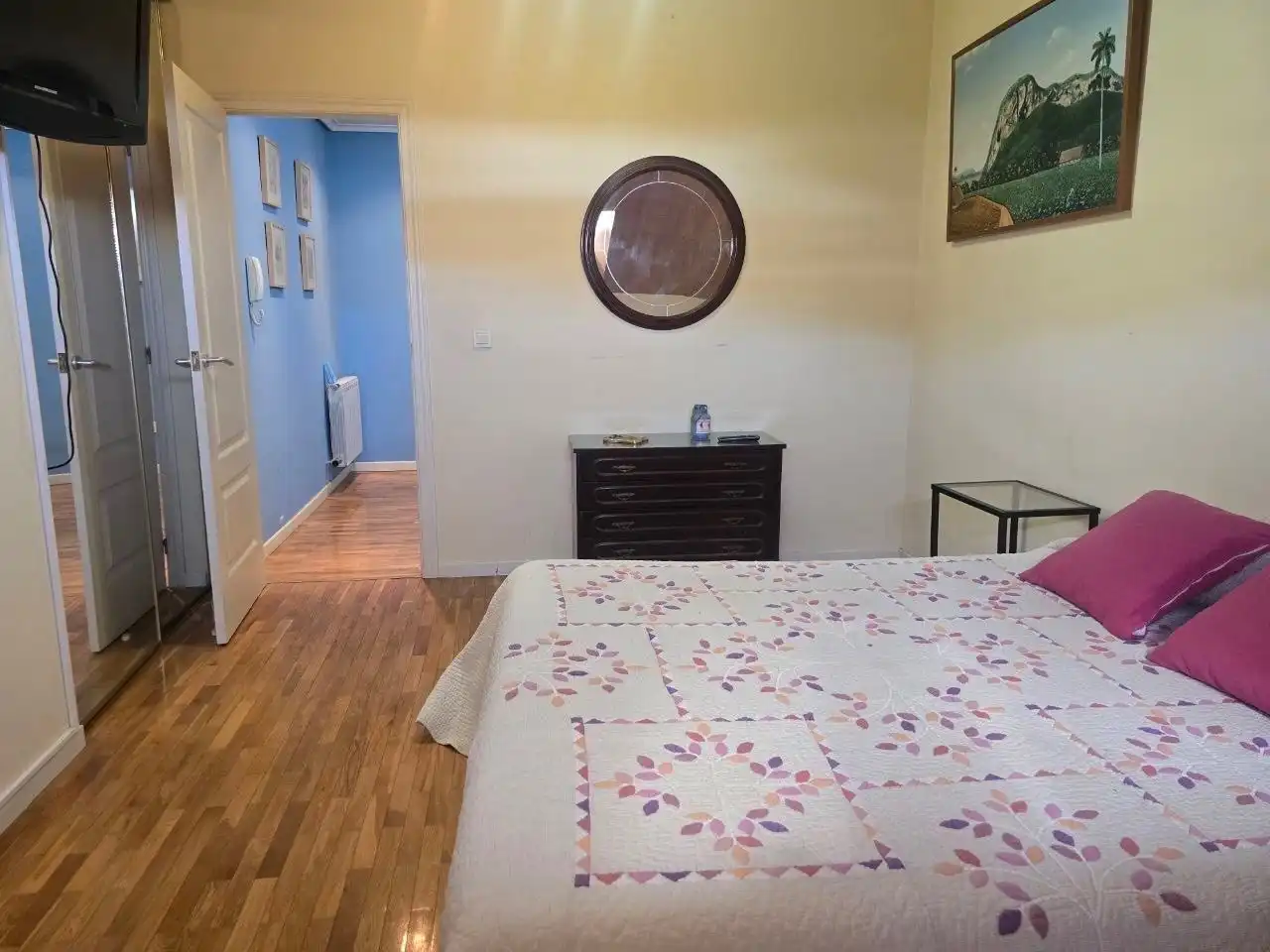 Habitación de Dúplex en venta en Villamediana de Iregua con Calefacción, Terraza y Piscina comunitaria
