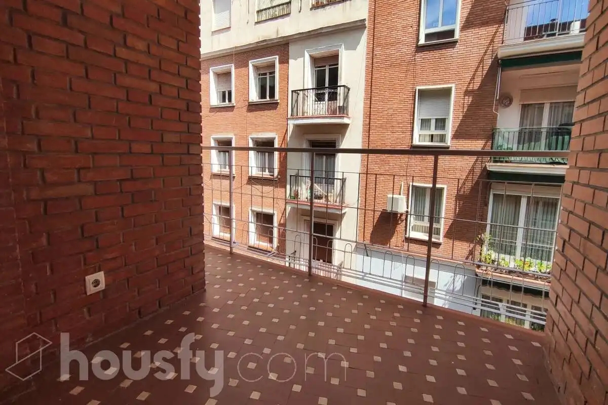 Balcony of Flat for rent in Madrid  with Air Conditioner, Terrace and Furnished