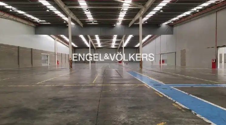 Nave industrial de alquiler en Subirats