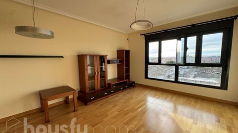 Foto 3 de Piso de alquiler en Avenida de la Constitución, 2, El Barral Ferial, Coslada
