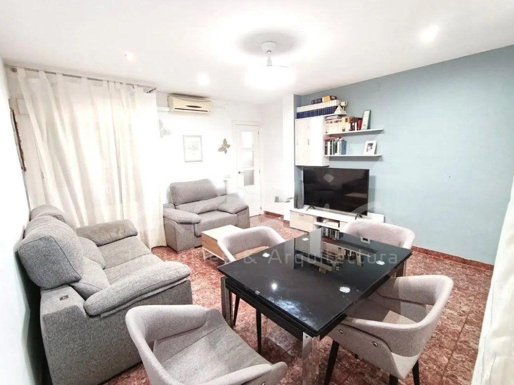 Living room of Flat for sale in  Valencia Capital