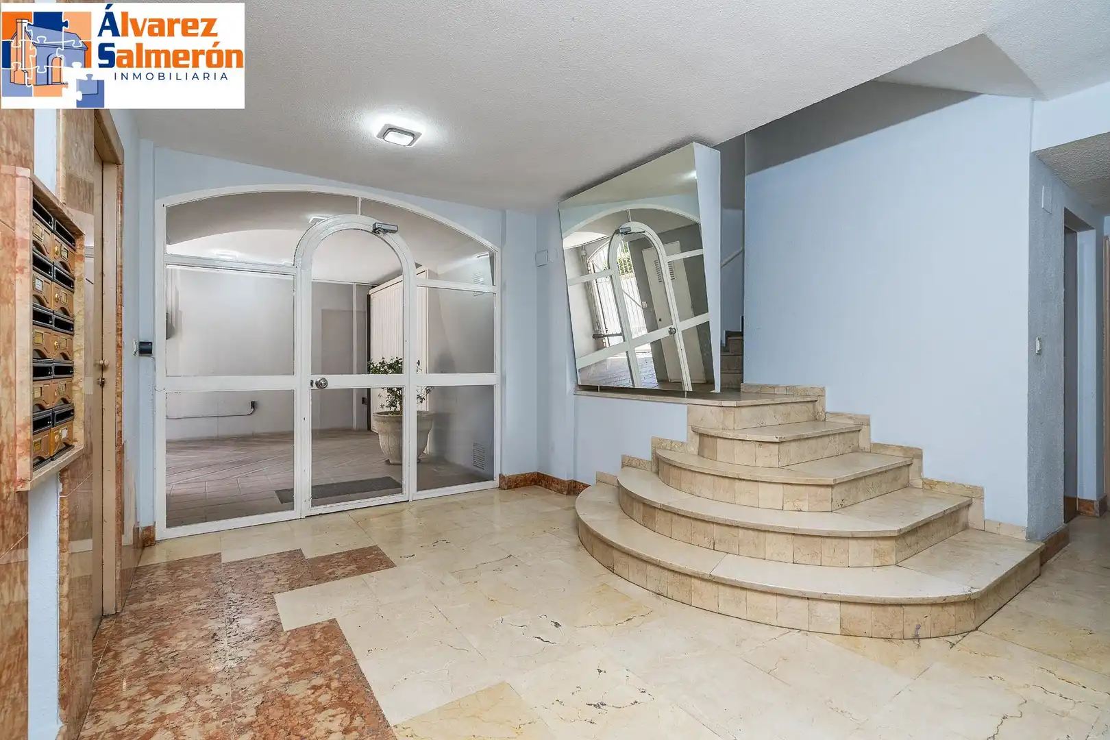 Piso en venta en Granada con Aire acondicionado, Calefacción y Terraza