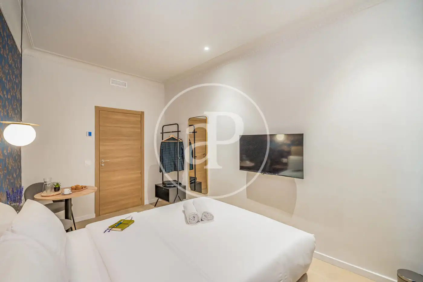 Bedroom of Flat for sale in Madrid  with Air Conditioner, Heating and Furnished