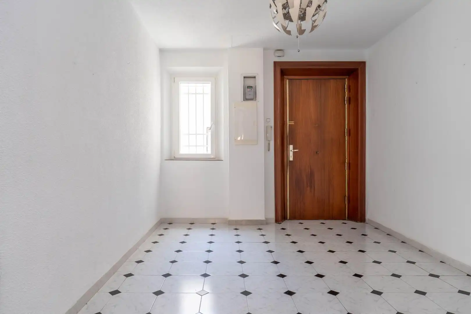Flat for sale in Granada  with Heating and Terrace