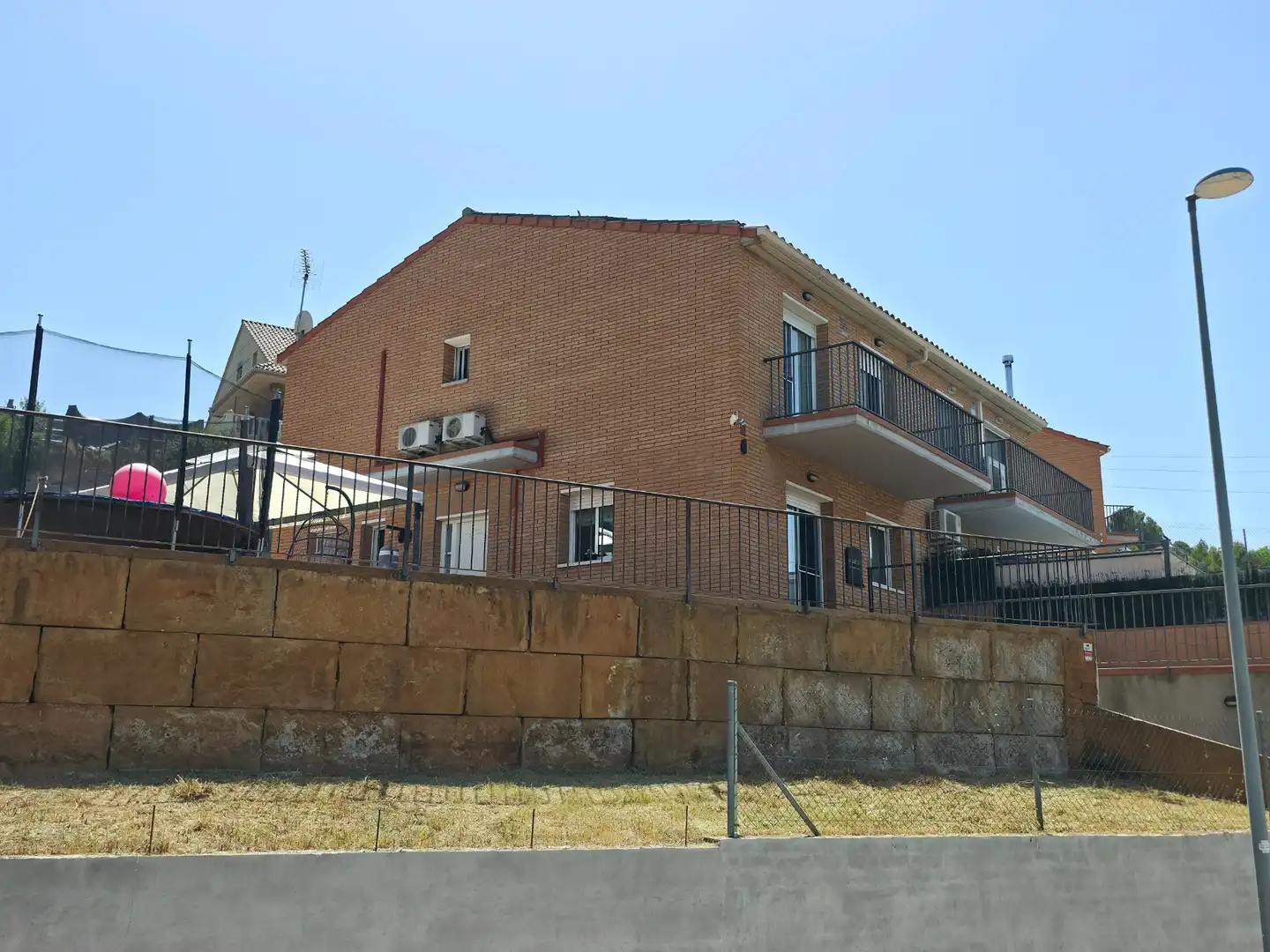 Vista exterior de Casa o chalet en venta en Abrera con Aire acondicionado, Calefacción y Jardín privado